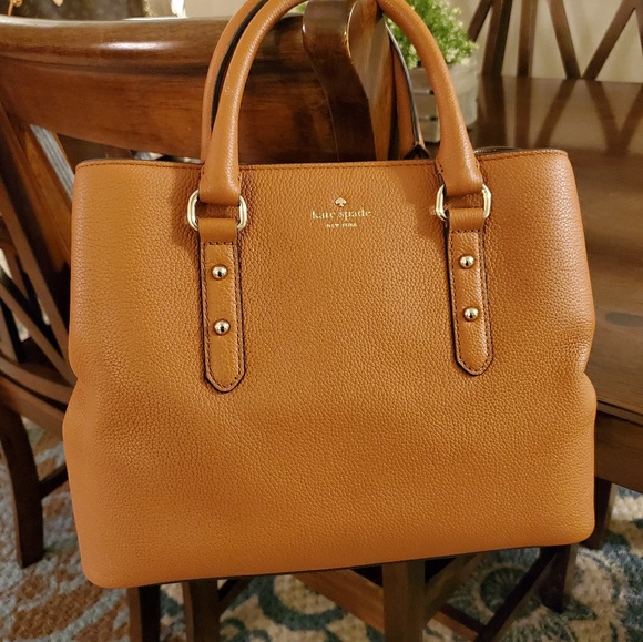 kate spade Handbags - Kate Spade Evangeline Larchmont Avenue LIKE NEW